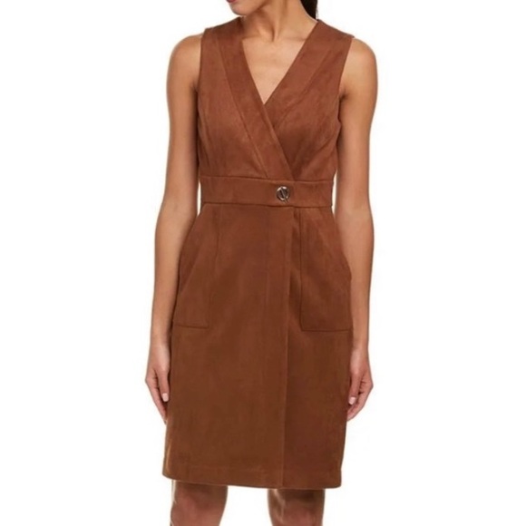 ANTONIO MELANI Dresses & Skirts - Antonio Melanie Tobacco Brown Faux Suede V neck dress size 4.  rn 106409